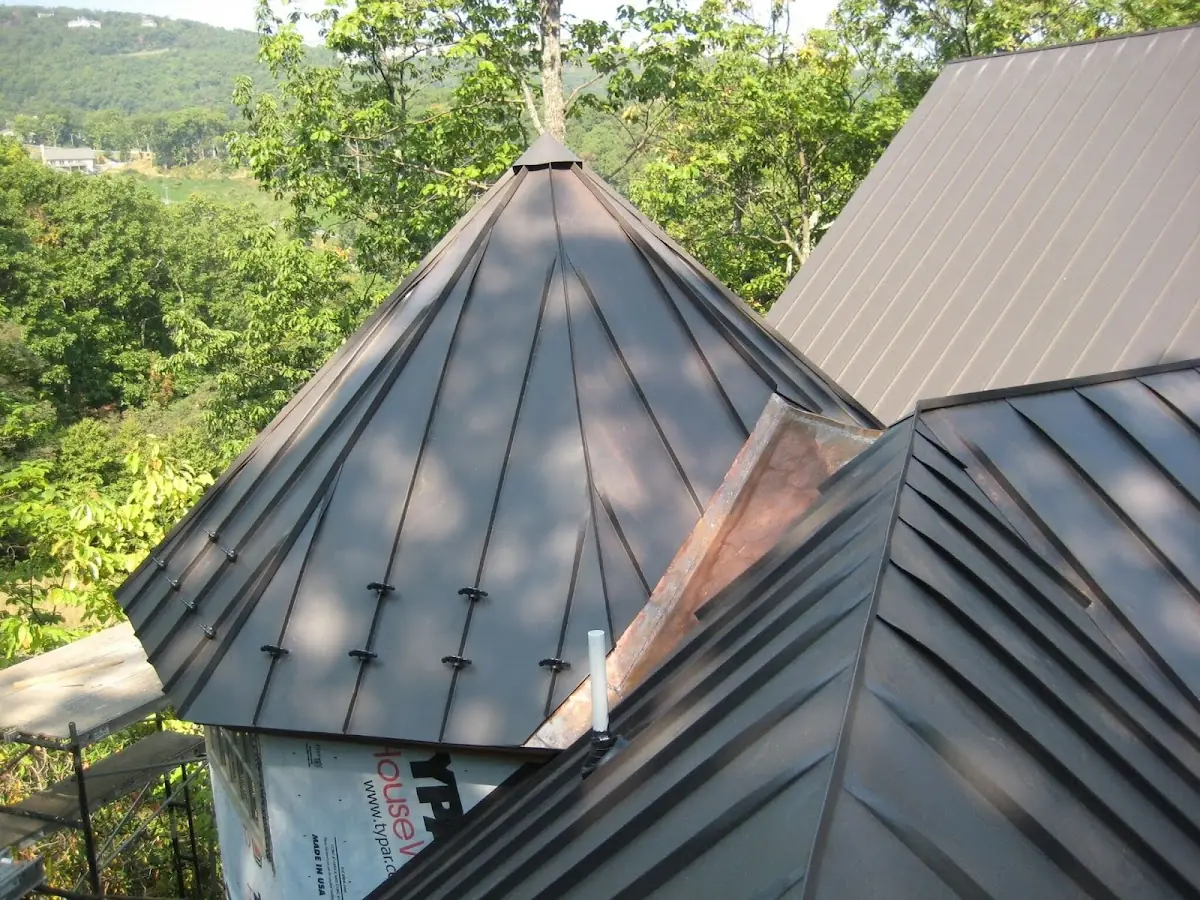 Professional Shingle Replacement & Repair by Craftsman Roofing in Boulevard Park
